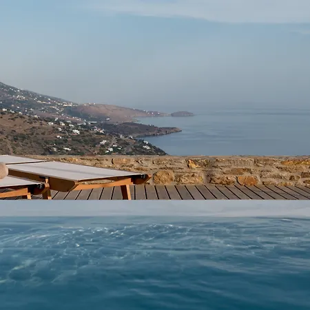 Villa Andros Tessera